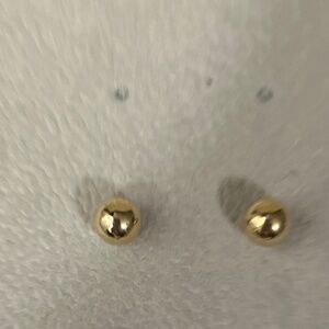 Faux gold studs